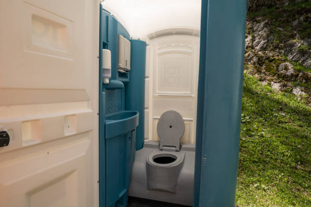 Best Portable bathroom rental  in Genola, UT